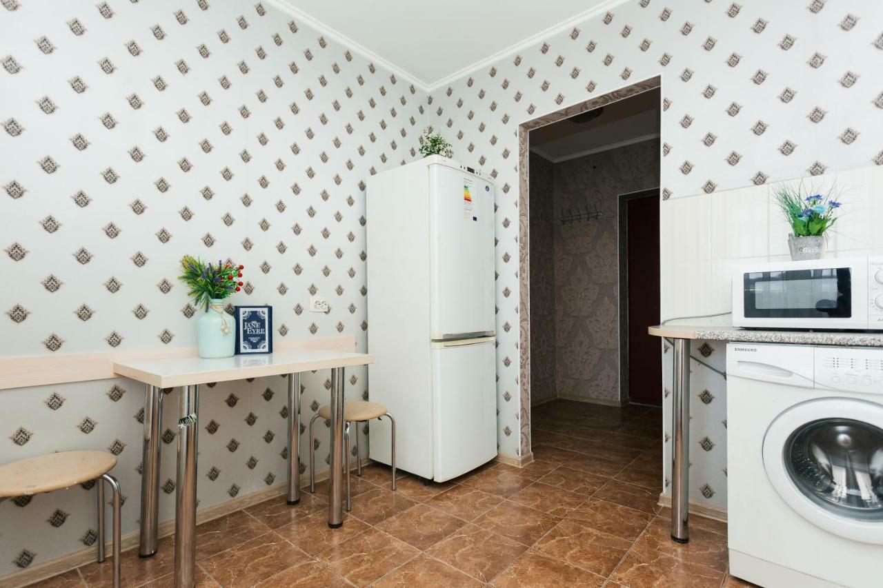 Apart-Hotel On Kondrateva Street New Building 7 Floor Sumy Exterior foto